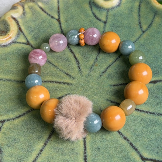 DIY Fuzzy Alashan Bracelet